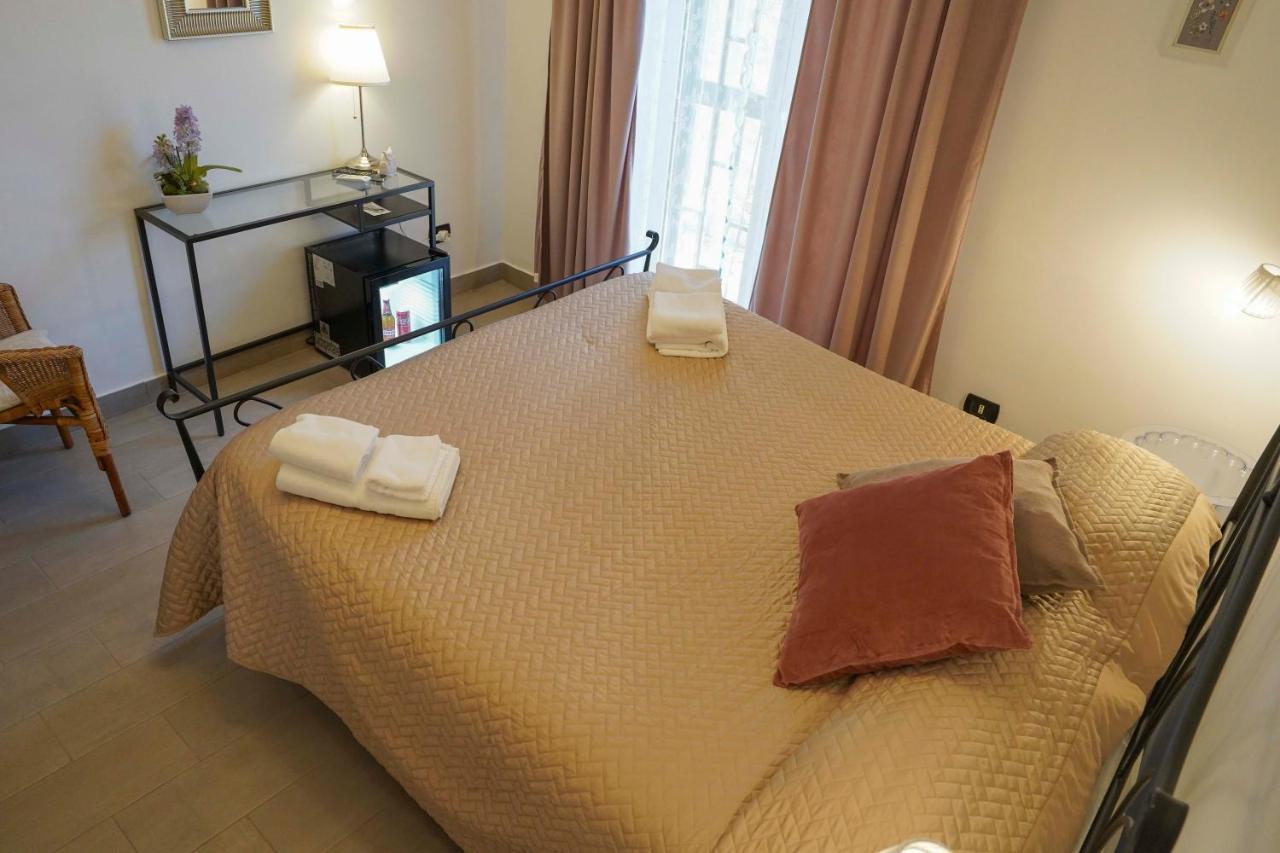 Anthea Bb Napoli Bed and Breakfast Εξωτερικό φωτογραφία